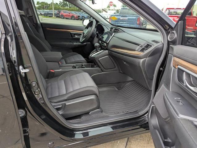 Photo of 2022 Crystal Black Pearl Honda CR-V