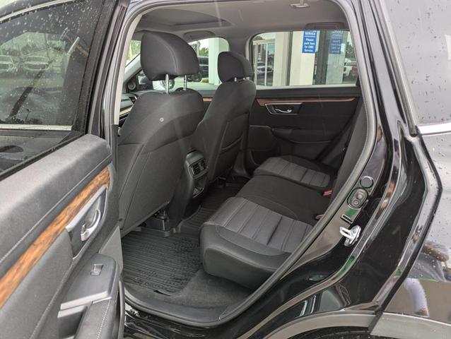 Photo of 2022 Crystal Black Pearl Honda CR-V
