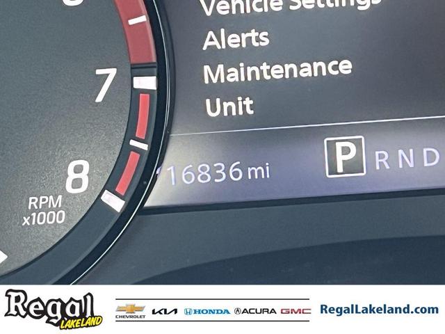 Photo of 2022 Glacier White Nissan Frontier