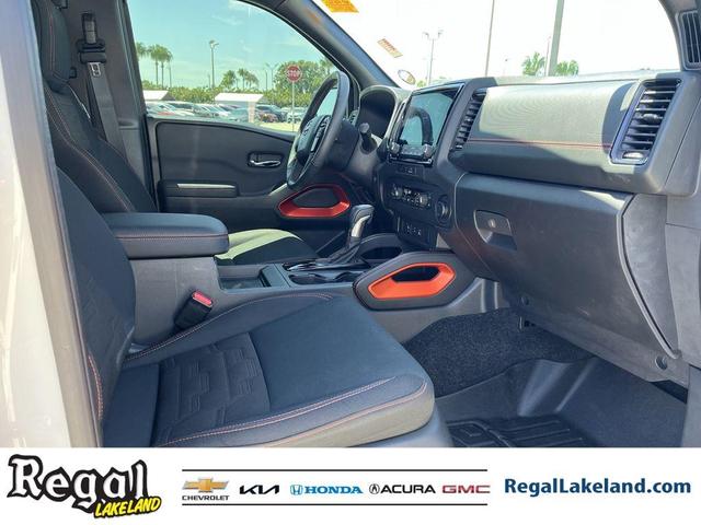 Photo of 2022 Glacier White Nissan Frontier