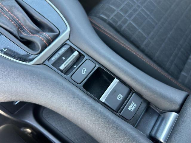 Photo of 2024 Crystal Black Pearl Honda HR-V