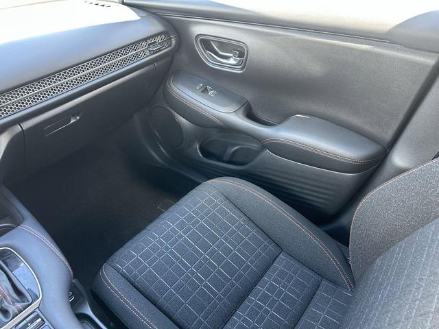 Photo of 2024 Crystal Black Pearl Honda HR-V