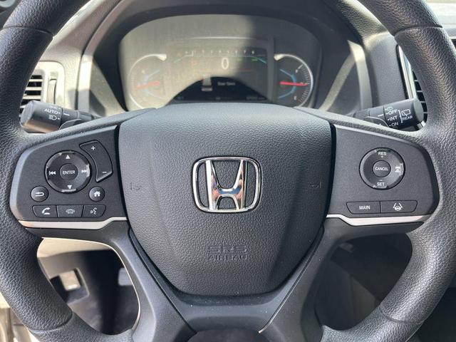 Photo of 2022 Platinum White Pearl Honda Pilot
