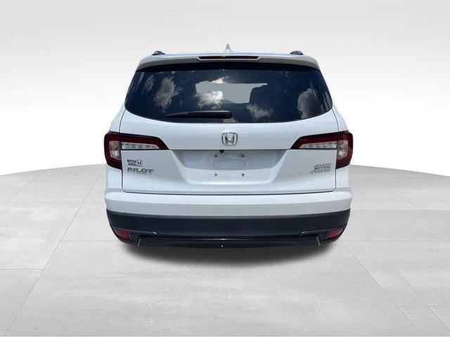 Photo of 2022 Platinum White Pearl Honda Pilot