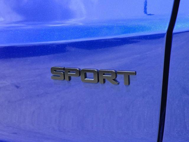 Photo of 2023 Still Night Pearl Honda CR-V Hybrid