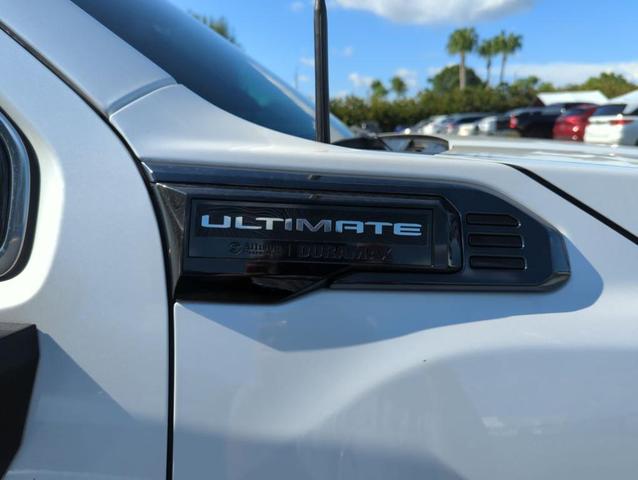 Photo of 2024 White Frost Tri-Coat GMC Sierra 3500