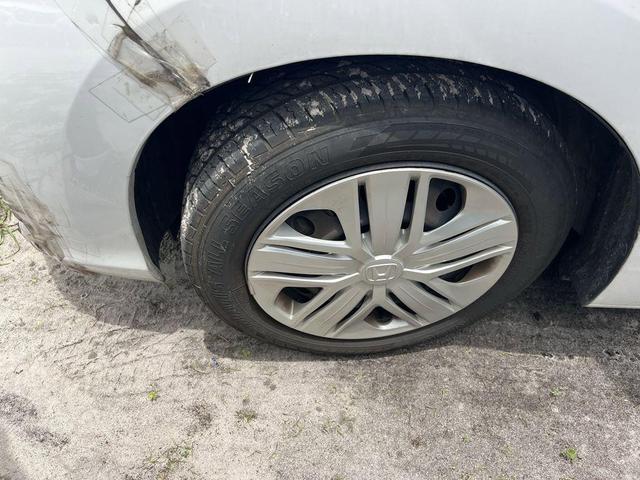 Photo of 2019 Platinum White Pearl Honda Fit