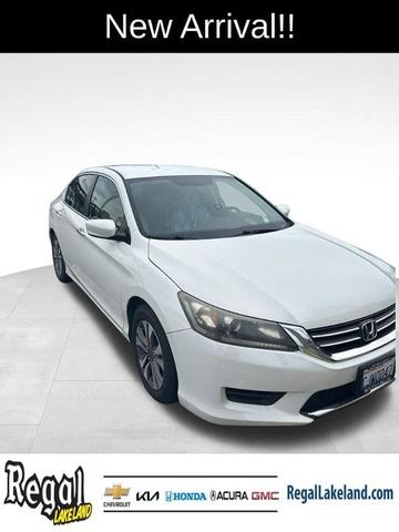 Photo of 2013 White Honda Accord