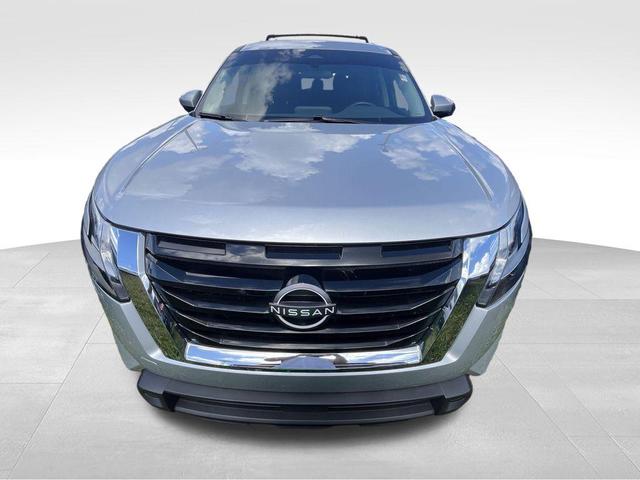 Photo of 2022 Brilliant Silver Metallic Nissan Pathfinder