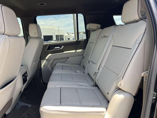 Photo of 2025 Onyx Black GMC Yukon XL