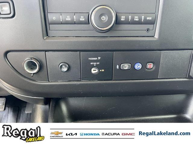 Photo of 2022 Summit White GMC Savana 2500