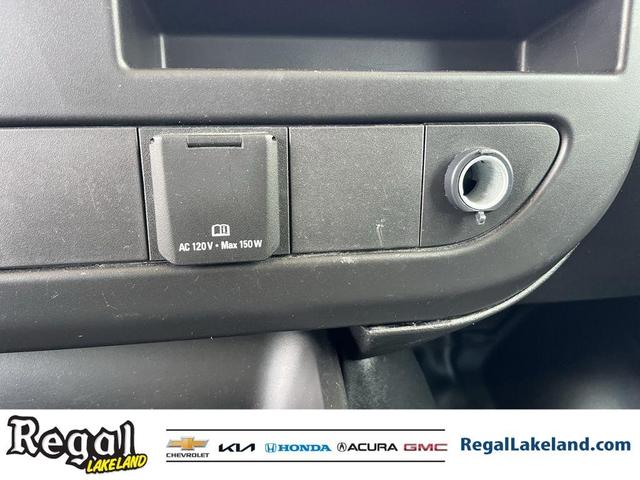 Photo of 2022 Summit White GMC Savana 2500