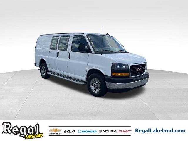 Photo of 2022 Summit White GMC Savana 2500