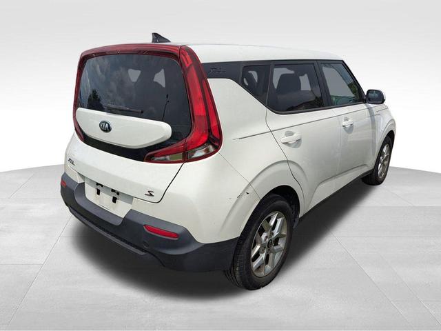 Photo of 2021 Snow White Pearl Kia Soul