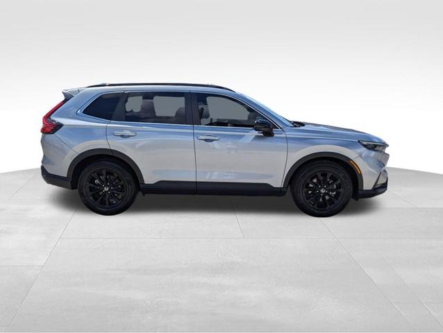 Photo of 2023 Lunar Silver Metallic Honda CR-V Hybrid