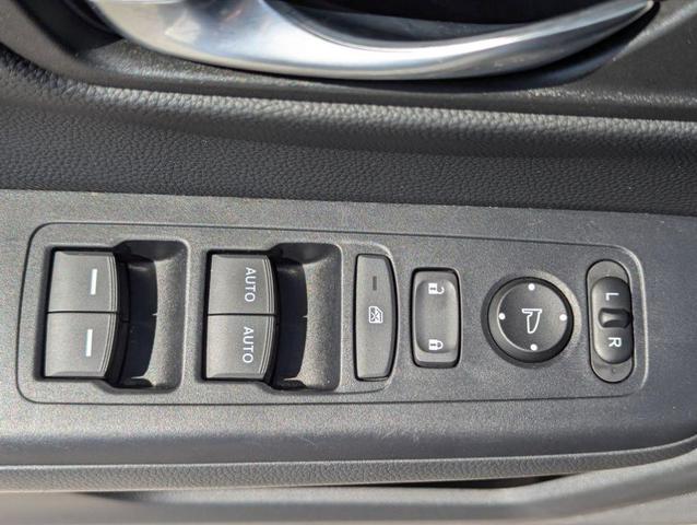 Photo of 2023 Lunar Silver Metallic Honda CR-V Hybrid