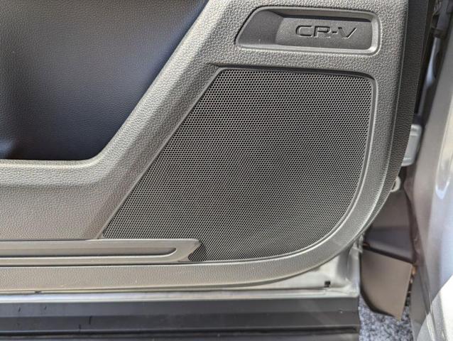 Photo of 2023 Lunar Silver Metallic Honda CR-V Hybrid