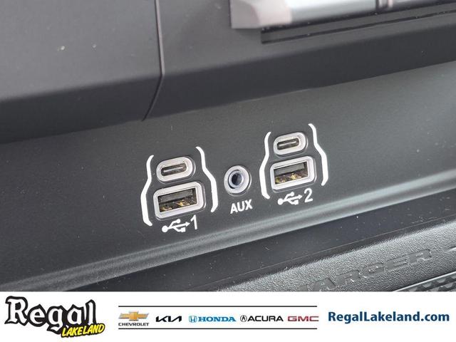 Photo of 2025 Bright White Clearcoat RAM 1500