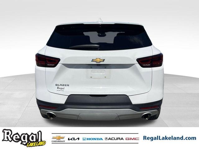 Photo of 2023 Summit White Chevrolet Blazer