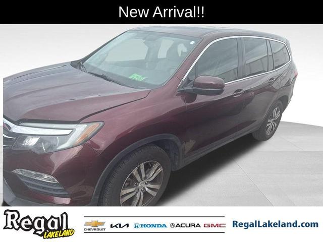 Photo of 2017 Dark Cherry Pearl Honda Pilot