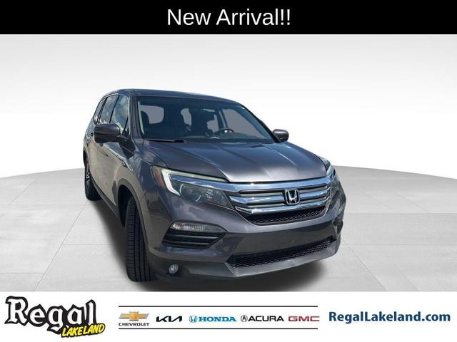 Photo of 2018 Gray Honda Pilot