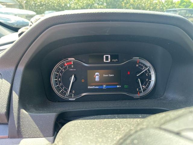 Photo of 2018 Gray Honda Pilot