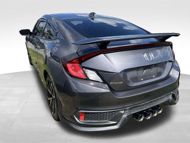 Photo of 2017 Gray Honda Civic