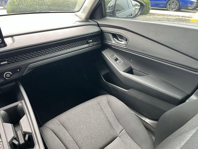 Photo of 2024 Crystal Black Pearl Honda Accord