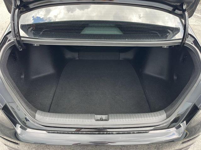 Photo of 2024 Crystal Black Pearl Honda Accord