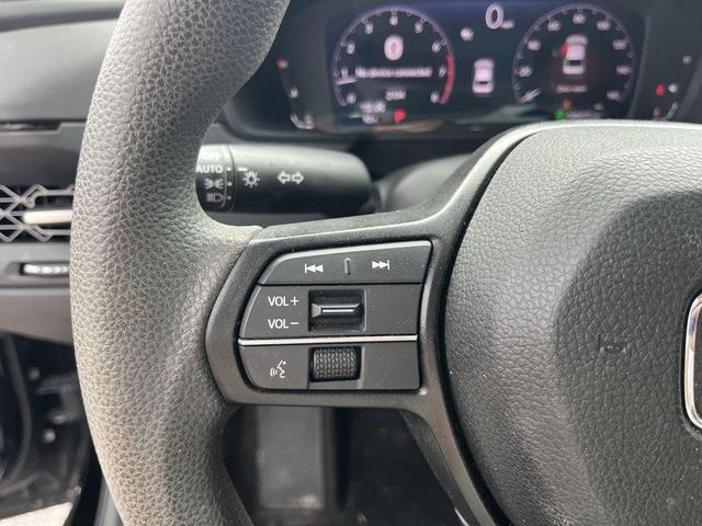 Photo of 2024 Crystal Black Pearl Honda Accord