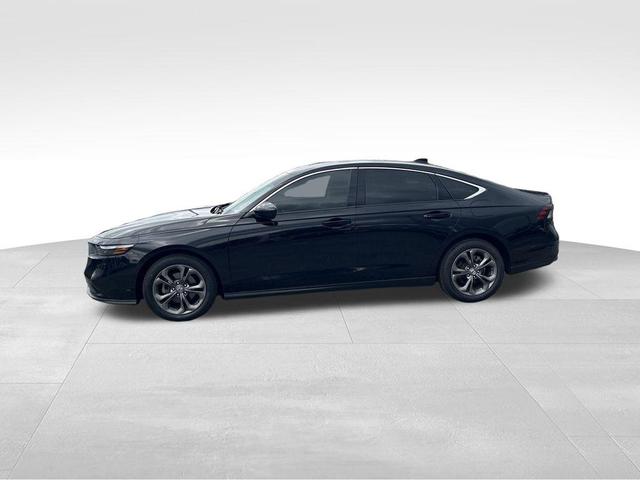Photo of 2024 Crystal Black Pearl Honda Accord