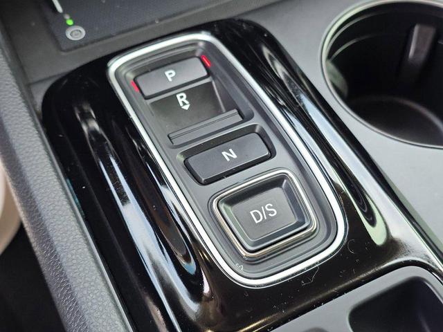 Photo of 2025 Crystal Black Pearl Honda Pilot