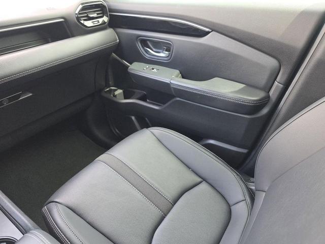 Photo of 2025 Crystal Black Pearl Honda Pilot