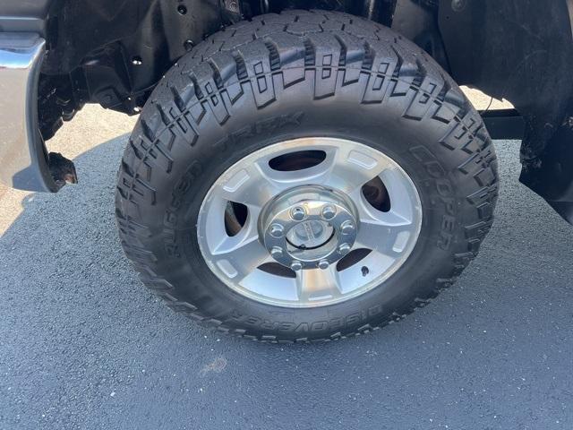 Photo of 2015 Oxford White Ford F-250