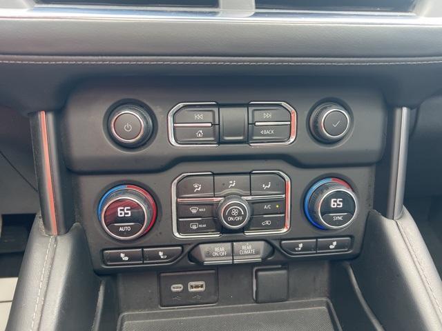 Photo of 2023 Black Chevrolet Suburban