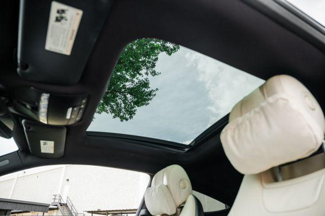 Photo of 2017 White Mercedes-Benz C-Class