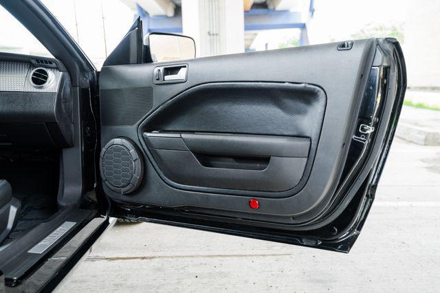 Photo of 2008 Black Clearcoat Ford Mustang