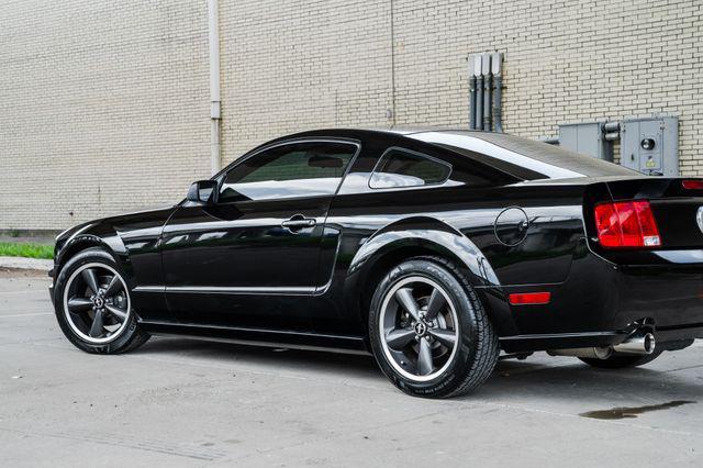 Photo of 2008 Black Clearcoat Ford Mustang