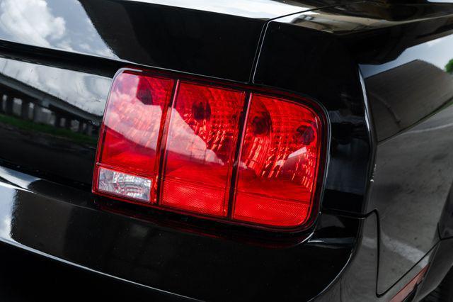 Photo of 2008 Black Clearcoat Ford Mustang