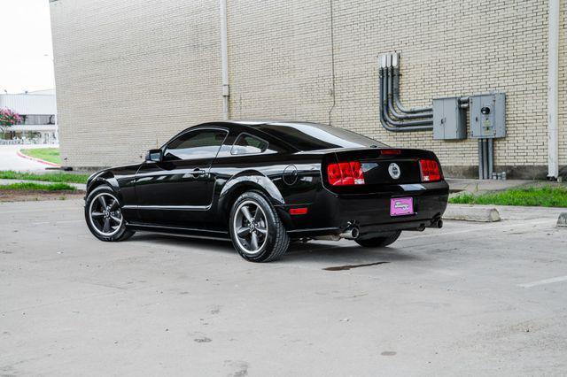 Photo of 2008 Black Clearcoat Ford Mustang