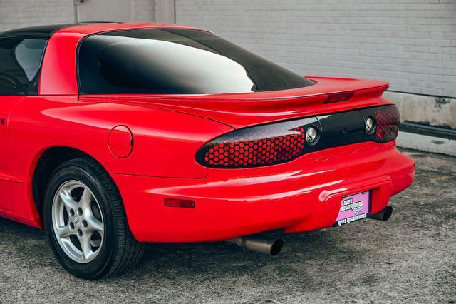 Photo of 2001 Red Pontiac Firebird