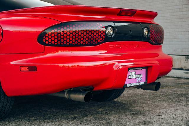 Photo of 2001 Red Pontiac Firebird