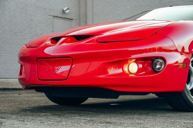 Photo of 2001 Red Pontiac Firebird