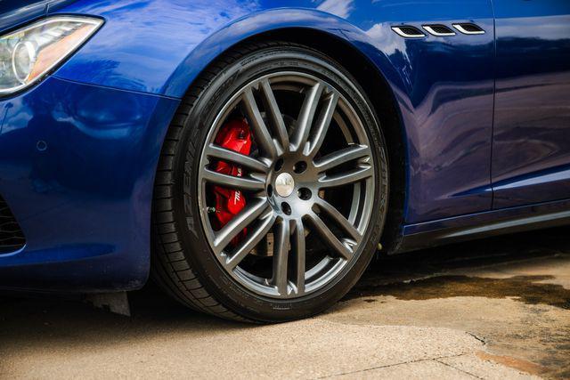 Photo of 2014 Blue Maserati Ghibli