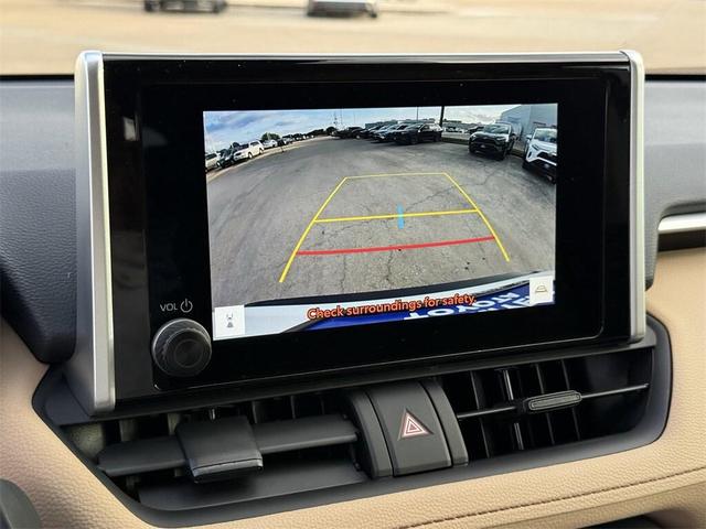 Photo of 2025 Ice Cap Toyota RAV4
