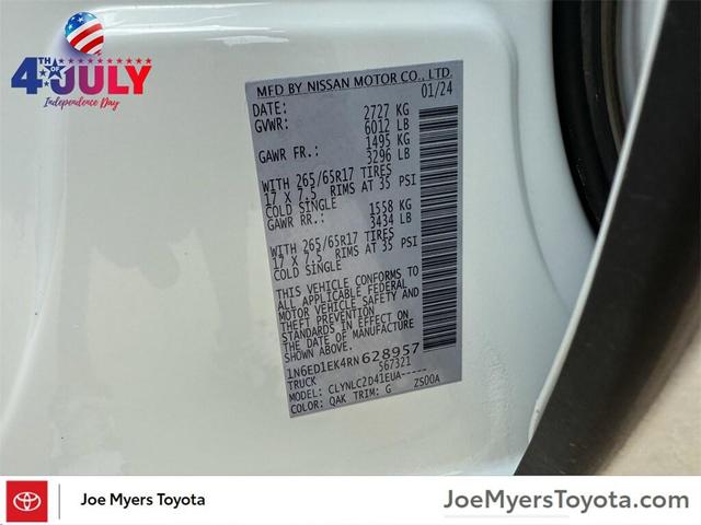 Photo of 2024 Glacier White Nissan Frontier