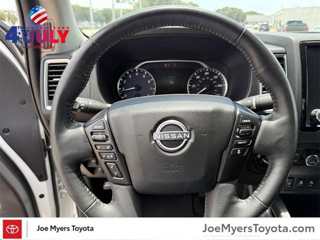 Photo of 2024 Glacier White Nissan Frontier