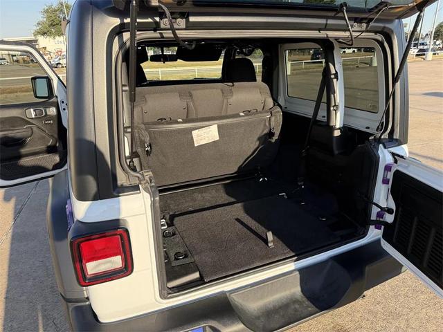 Photo of 2023 Bright White Clearcoat Jeep Wrangler