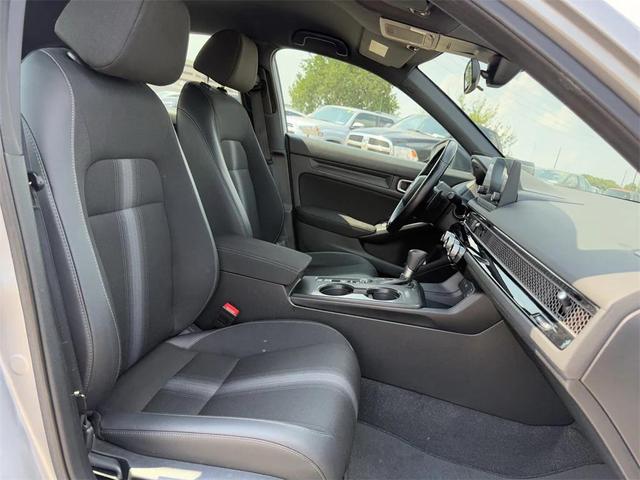 Photo of 2024 Lunar Silver Metallic Honda Civic