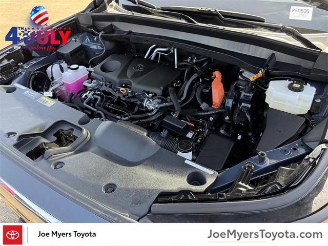 Photo of 2024 Storm Cloud Toyota Grand Highlander Hybrid